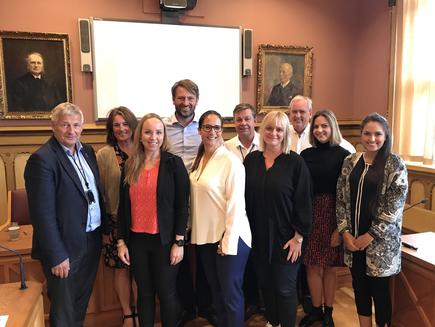 Presenterte Internasjonale Drammen for Integreringsutvalget i Høyre